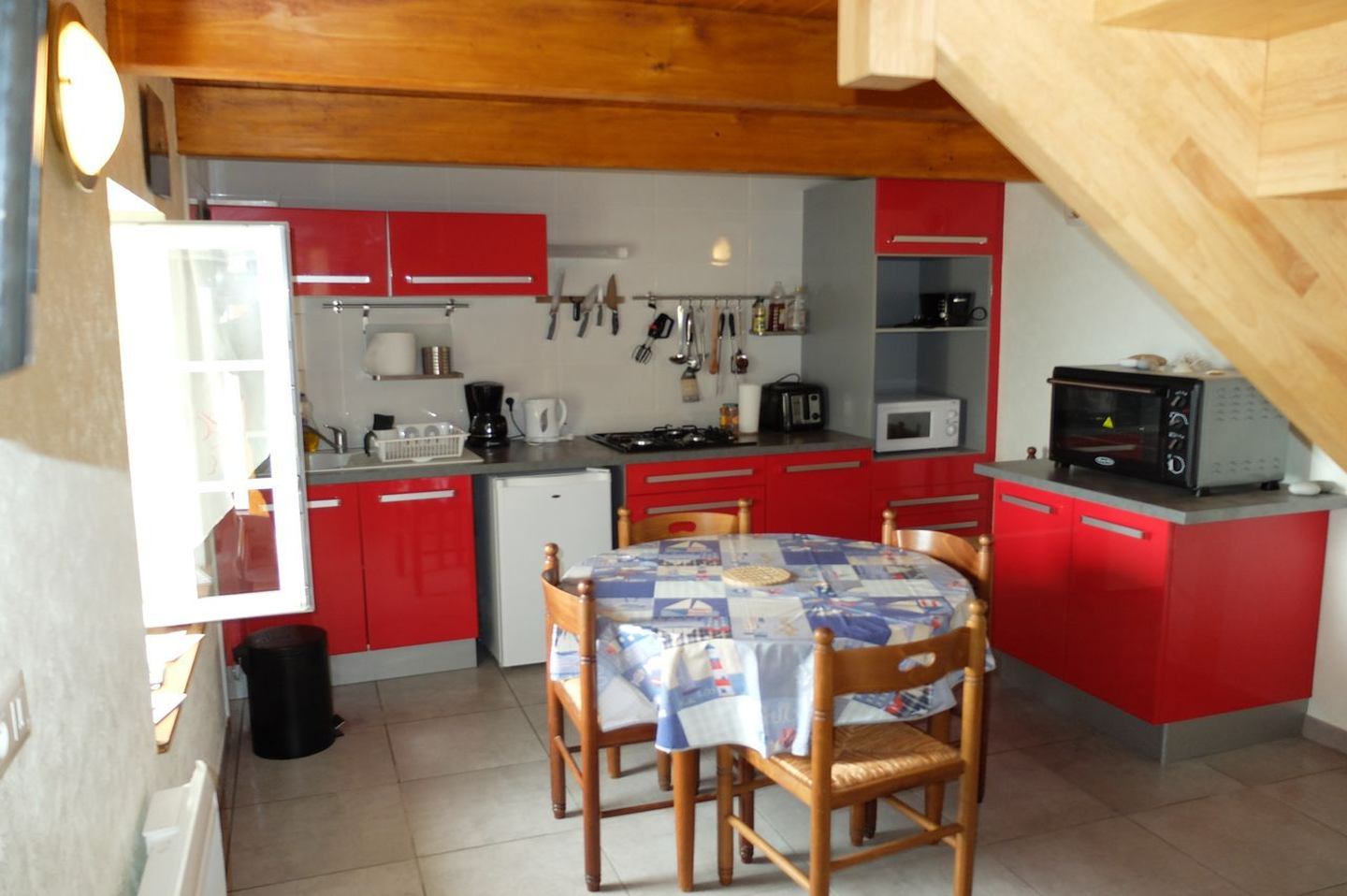 gites la plage molène cuisine aménagée